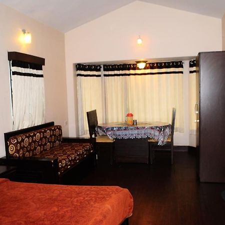 Park Corner Home Stay Coonoor Bagian luar foto
