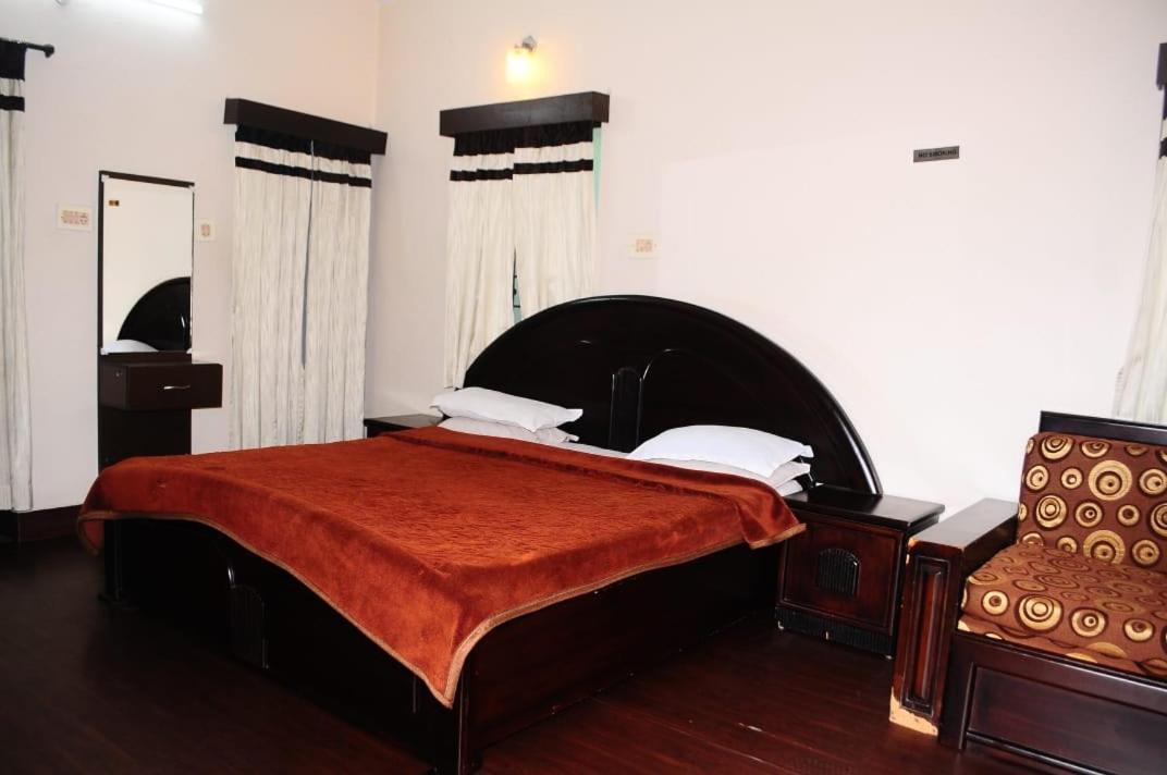 Park Corner Home Stay Coonoor Bagian luar foto