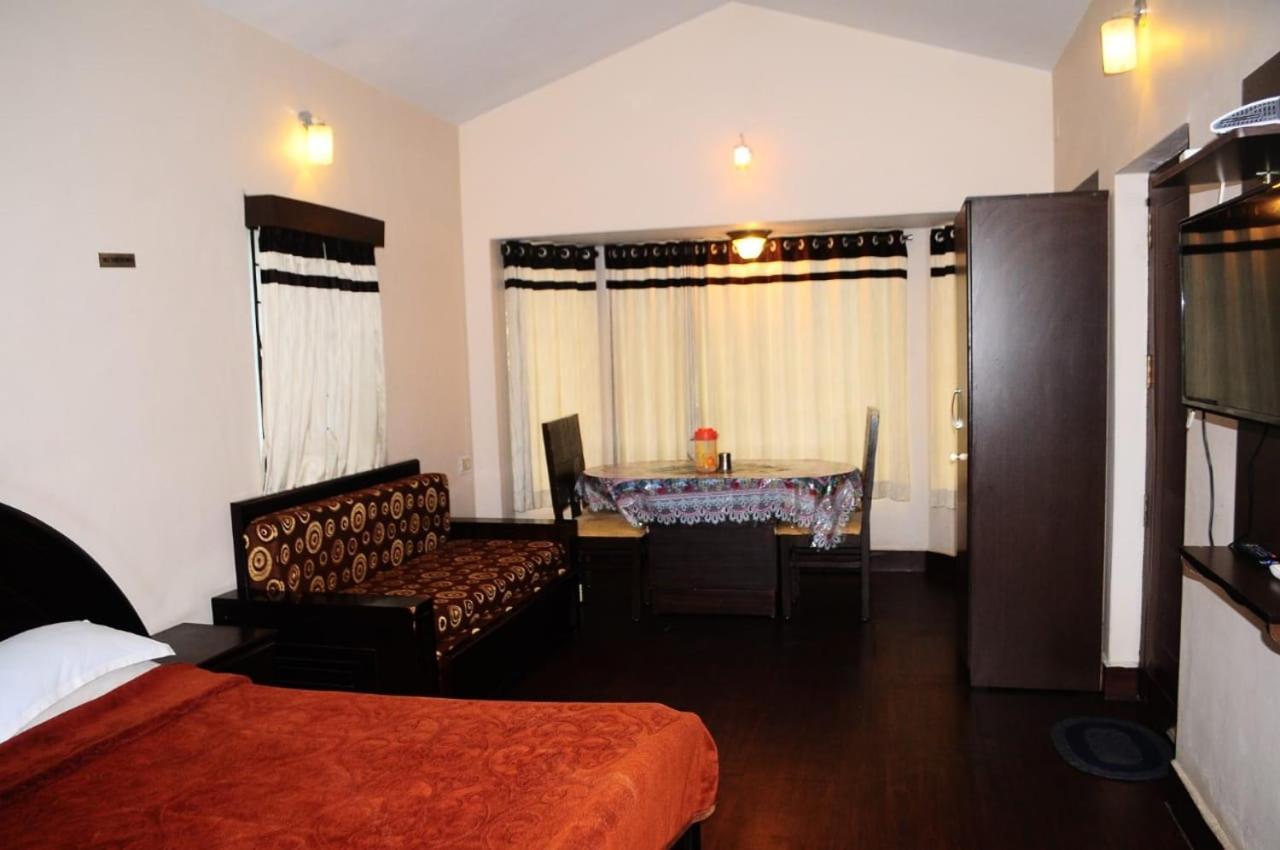 Park Corner Home Stay Coonoor Bagian luar foto
