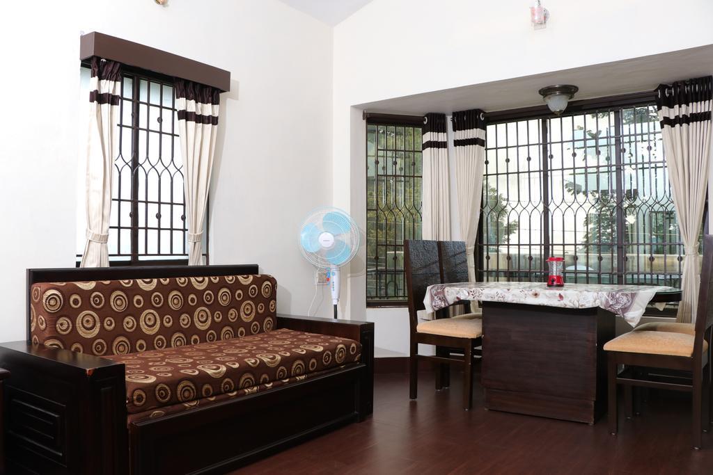 Park Corner Home Stay Coonoor Bagian luar foto